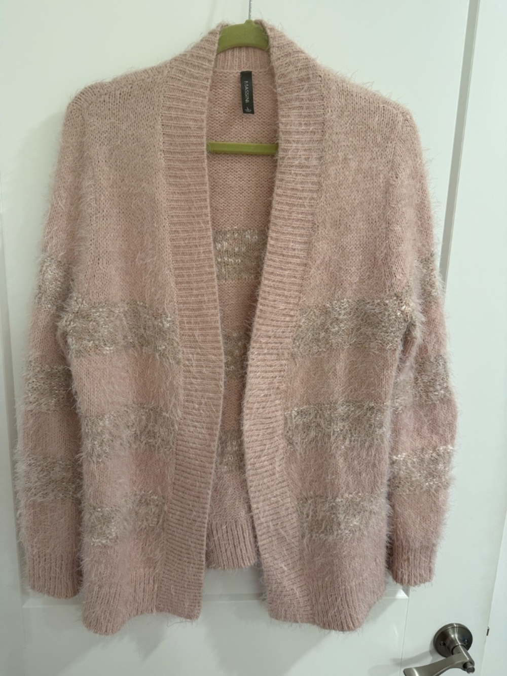 Massini, Pink, fluffy Sweater. Absolutely Beautiful woven design, Large